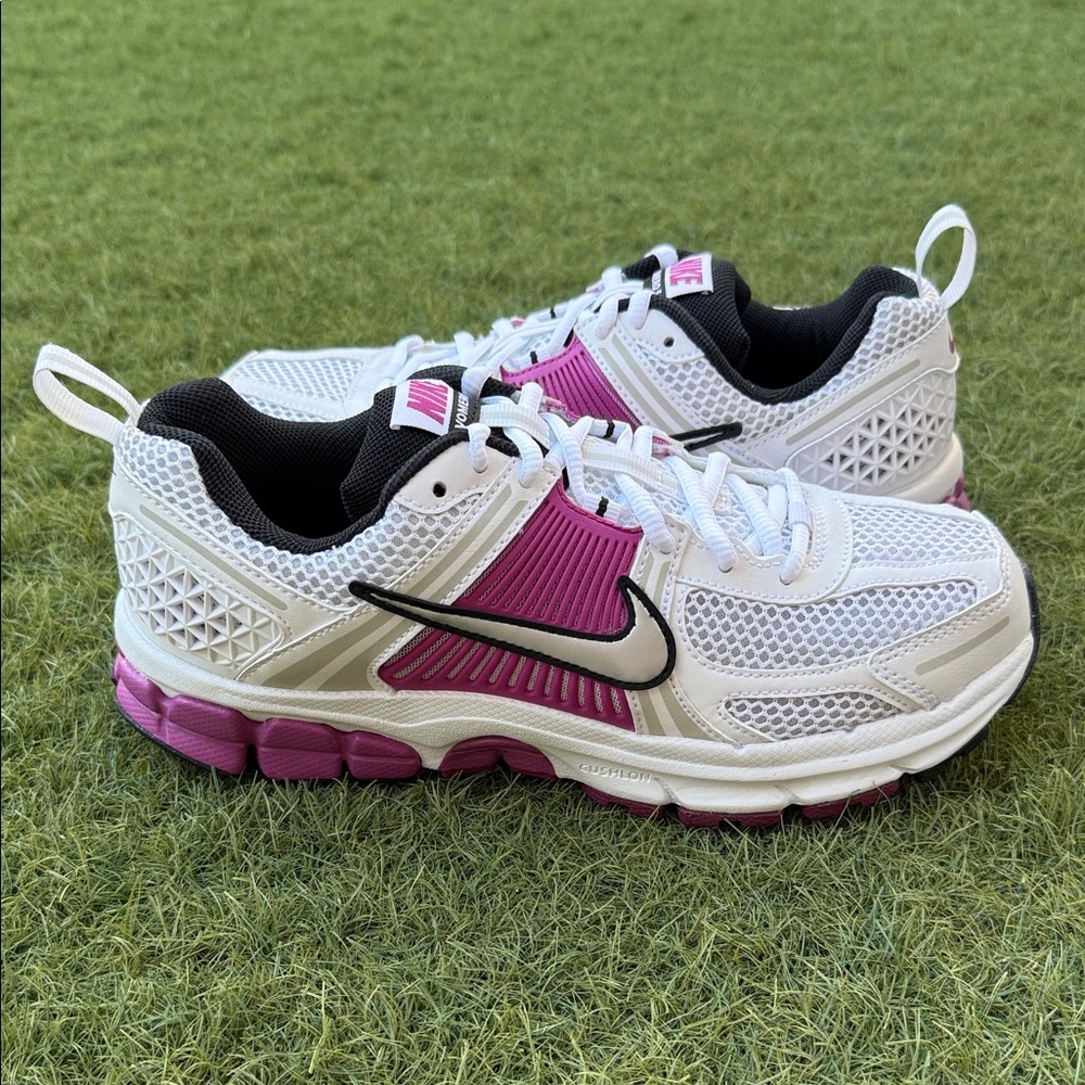 Nike Vomero 5
